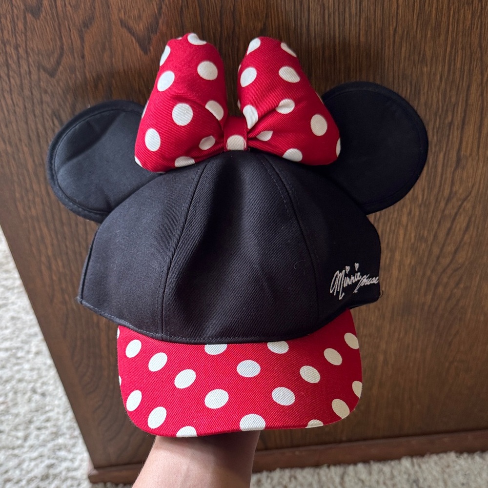 Minnie Mouse women's cap with ears